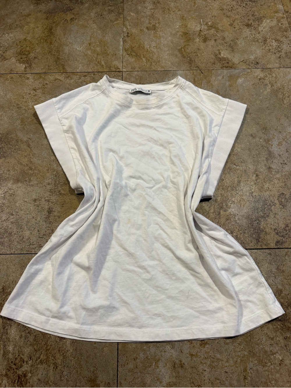 Zara White Relaxed Crewneck Short-Sleeve Tee